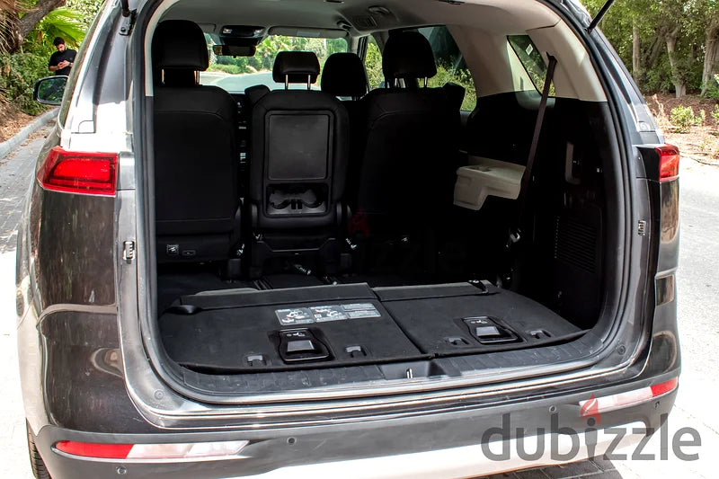 Kia Carnival For Rent