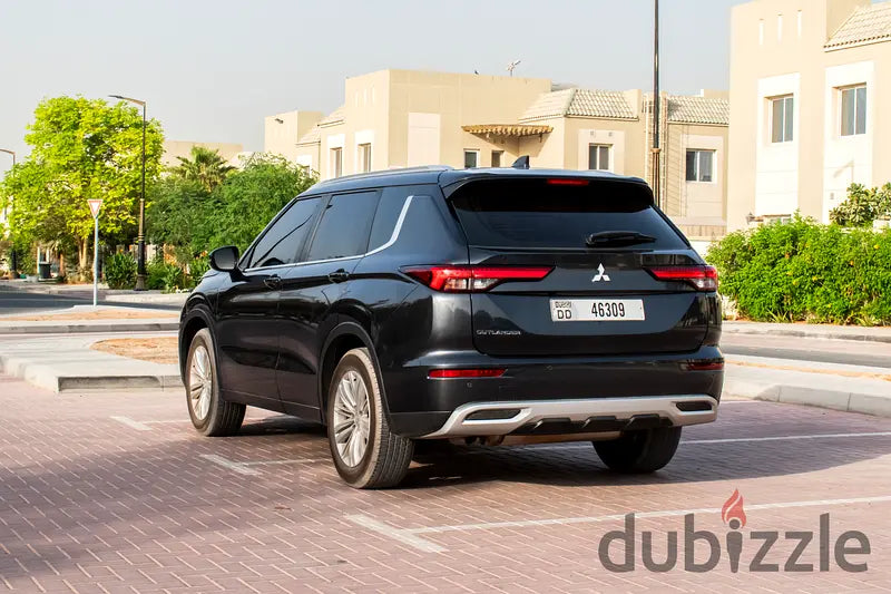 Mitsubishi Outlander For Rent