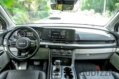 Kia Carnival For Rent