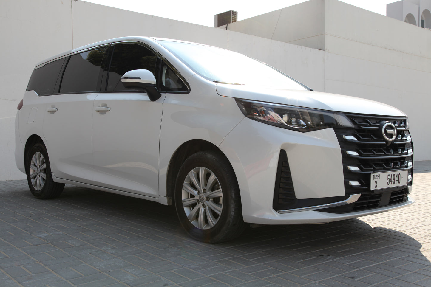 GAC GN6 (M6) 7 Seaters MPV For Rent