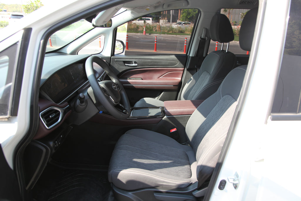 GAC GN6 (M6) 7 Seaters MPV For Rent