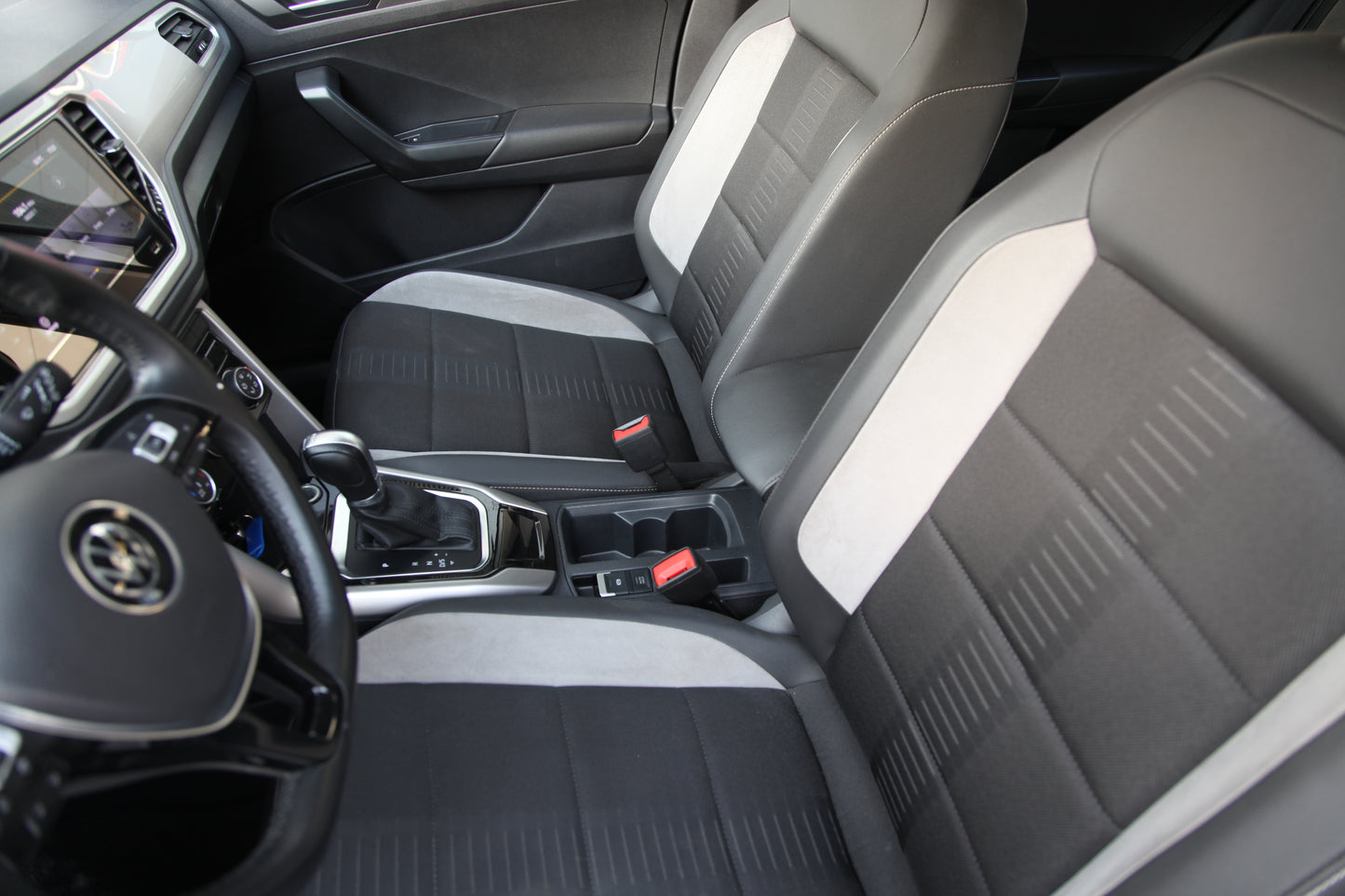 Volkswagen T-Roc SUV For Rent