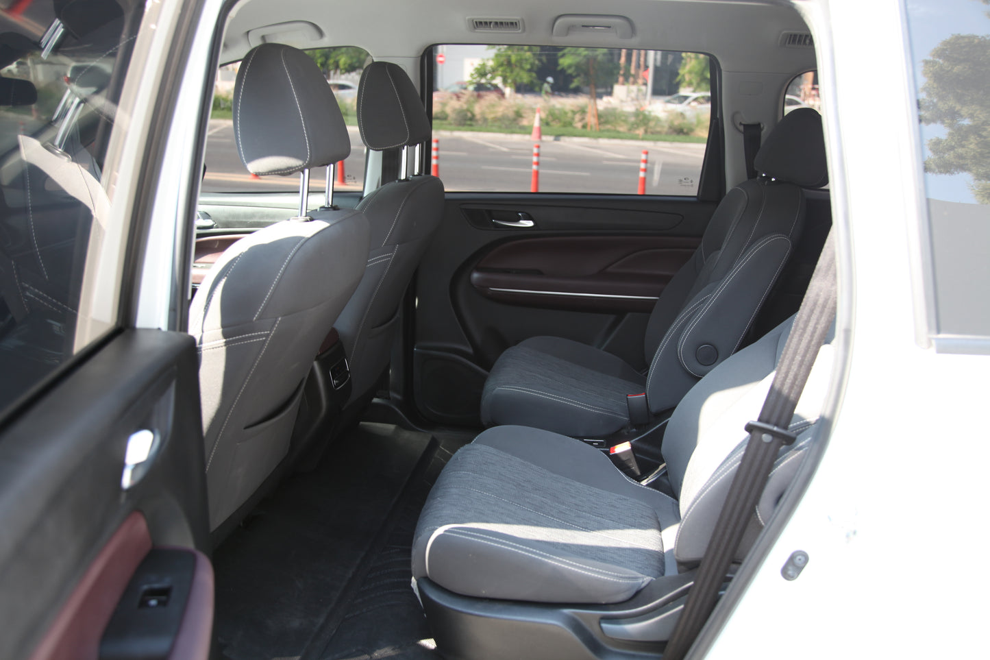 GAC GN6 (M6) 7 Seaters MPV For Rent