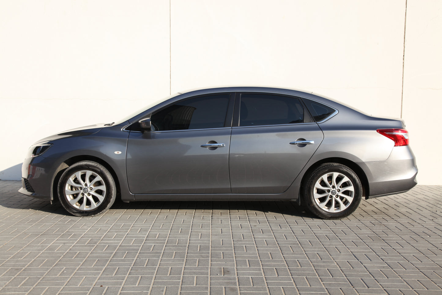 Nissan Sentra Sedan For Rent