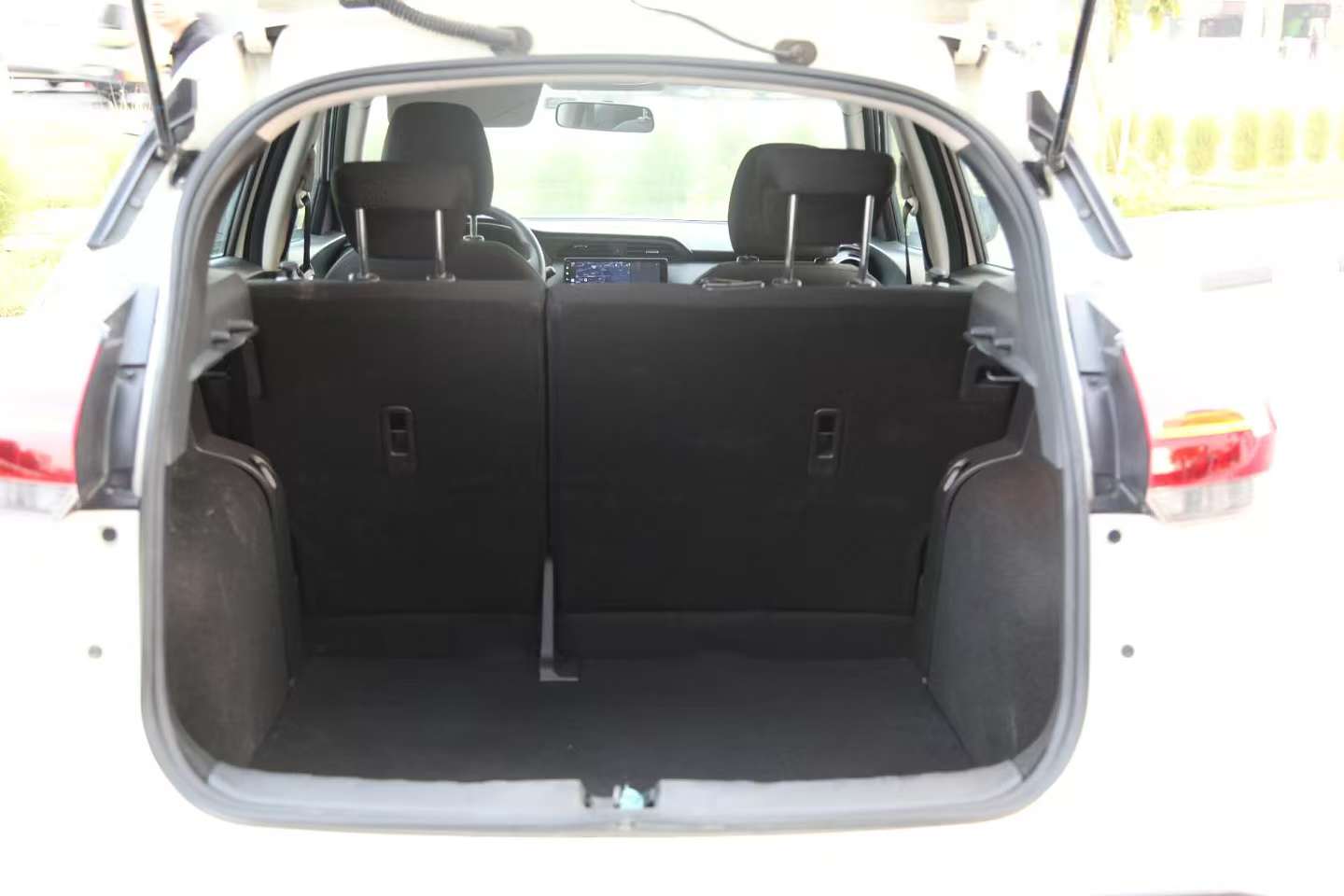 Nissan Kicks SUV For Rent